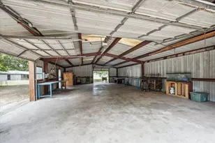 6111 Dubose St, Wallis, TX 77485 - Photo 2