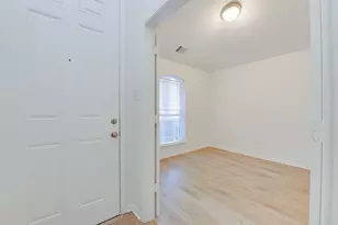 2410 Lakecrest Town Dr, Katy, TX 77493 - Photo 6
