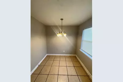 8723 Valley Meadow Drive, Houston, TX 77078 - Photo 10