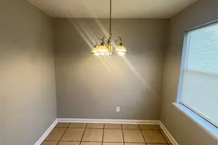 8723 Valley Meadow Dr, Houston, TX 77078 - Photo 10