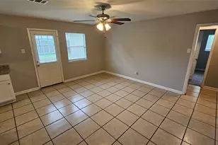 8723 Valley Meadow Dr, Houston, TX 77078 - Photo 6