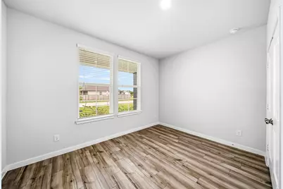 11502 Youngquist Drive, Mont Belvieu, TX 77535 - Photo 8