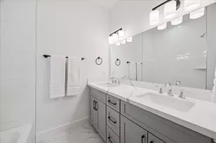 1826 W Tidwell Rd, Houston, TX 77091 - Photo 32