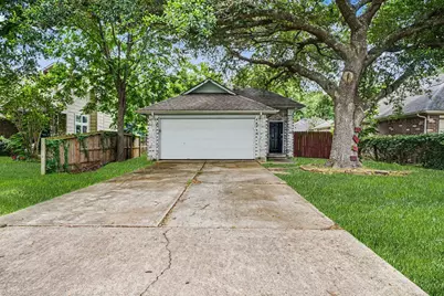 4811 Hawthorne Street, Pasadena, TX 77586 - Photo 1