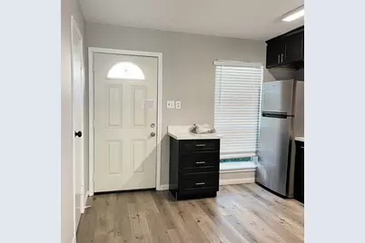 8718 Victorian Village Drive #8718, Houston, TX 77071 - Photo 14