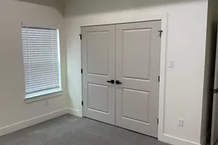 8318 Brandon St, Houston, TX 77051 - Photo 6