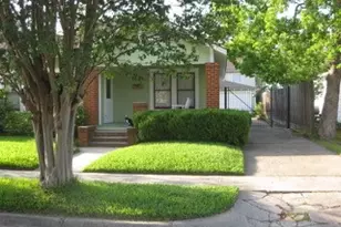 1021 E 16th St, Houston, TX 77009 - Photo 2