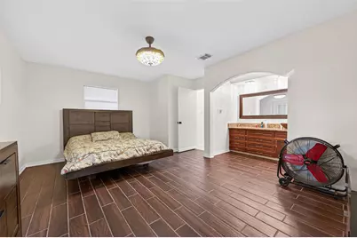 13902 Ambrose Street, Houston, TX 77045 - Photo 30