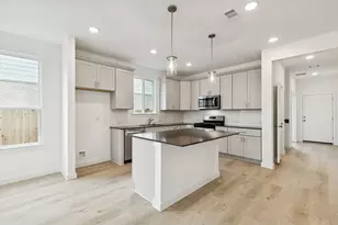 18106 Zemira Ln, Tomball, TX 77377 - Photo 6