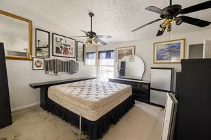 17758 Kings Park Ln, Houston, TX 77058 - Photo 6