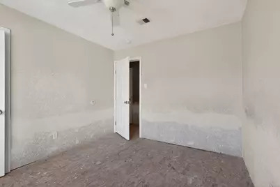 712 E Peach Street, Angleton, TX 77515 - Photo 16