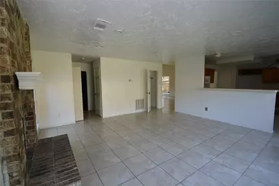 12410 Meadow Briar Drive, Stafford, TX 77477 - Photo 18