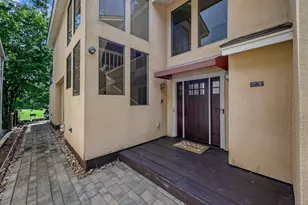 4 Waters Edge St, Conroe, TX 77356 - Photo 2
