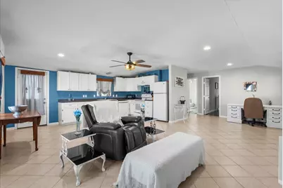 711 10th Street, Dickinson, TX 77539 - Photo 18