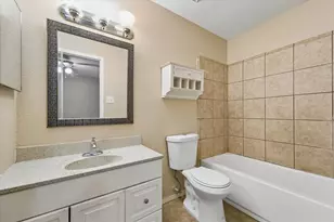 10311 Westedge Dr, Sugar Land, TX 77498 - Photo 10