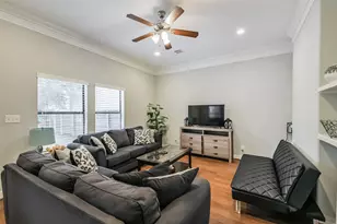 1919 Bittercreek Dr, Houston, TX 77042 - Photo 14