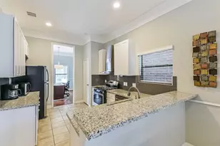 1919 Bittercreek Dr, Houston, TX 77042 - Photo 10
