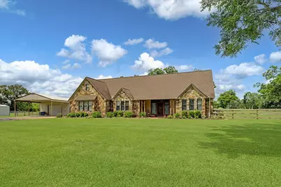 1149 Bar X Trail, Angleton, TX 77515 - Photo 2