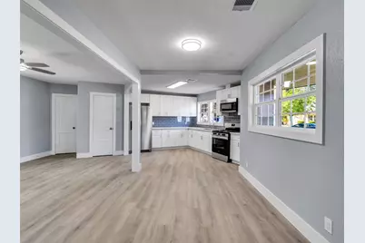 1009 Ruby Lane, Orange, TX 77630 - Photo 6