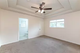 10680 Royal York Dr, Conroe, TX 77303 - Photo 8