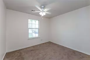 10680 Royal York Dr, Conroe, TX 77303 - Photo 14