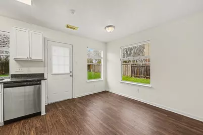 15923 Mission Glen Drive, Houston, TX 77083 - Photo 10