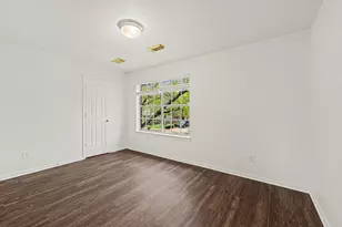 15923 Mission Glen Dr, Houston, TX 77083 - Photo 18