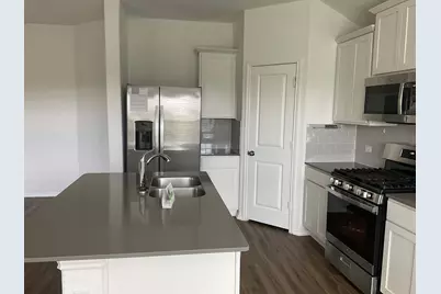 10537 Steinbeck Drive, Austin, TX 78747 - Photo 4