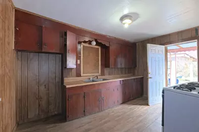 325 S 19th Street, Silsbee, TX 77656 - Photo 8