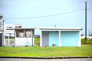 11 Chimaera Rd, Sargent, TX 77414 - Photo 2