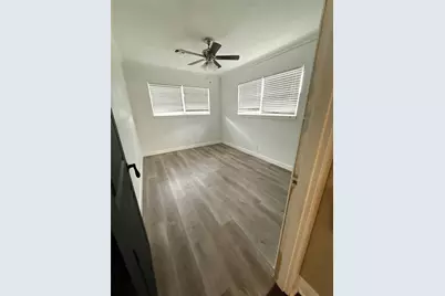 2200 Laurel Street, Bay City, TX 77414 - Photo 8