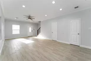 9032 Jutland Rd, Houston, TX 77033 - Photo 8