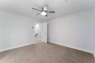 9032 Jutland Rd, Houston, TX 77033 - Photo 20