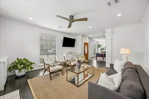 1616 Sandman St, Houston, TX 77007 - Photo 4