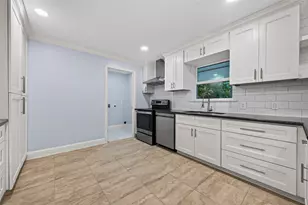 6846 Beechnut St, Houston, TX 77074 - Photo 18
