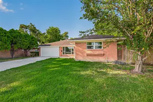 6846 Beechnut St, Houston, TX 77074 - Photo 4