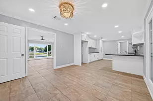 6846 Beechnut St, Houston, TX 77074 - Photo 12