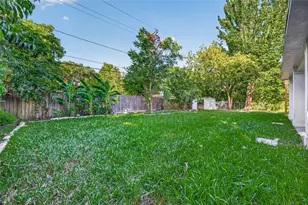 6846 Beechnut St, Houston, TX 77074 - Photo 44