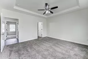 410 N 4th St, Beasley, TX 77417 - Photo 34