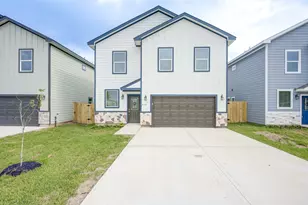 410 N 4th St, Beasley, TX 77417 - Photo 4