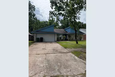 7714 Ashmole Lane, Houston, TX 77088 - Photo 1