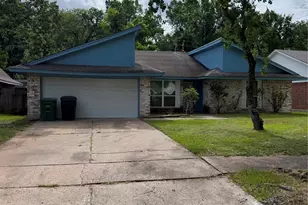 7714 Ashmole Ln, Houston, TX 77088 - Photo 1