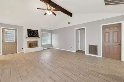 14035 Utopia Drive, Sugar Land, TX 77498 - Photo 10