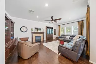 1623 Hill Spring Dr, Sugar Land, TX 77479 - Photo 14