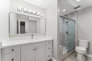 13346 Trail Hollow Dr, Houston, TX 77079 - Photo 22