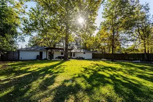 2003 Wycliffe Dr, Houston, TX 77043 - Photo 32