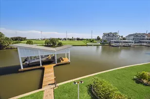 13415 Binnacle Way, Galveston, TX 77554 - Photo 24
