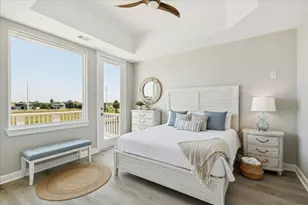 13415 Binnacle Way, Galveston, TX 77554 - Photo 16