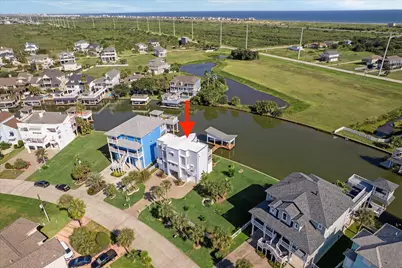 13415 Binnacle Way, Galveston, TX 77554 - Photo 32