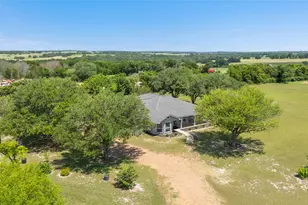2460 N State Hwy 95, Moulton, TX 77975 - Photo 8